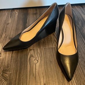 Marc Fisher pointed toe, block high heel